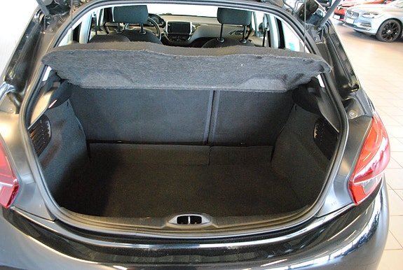 Peugeot 208 7 of 7