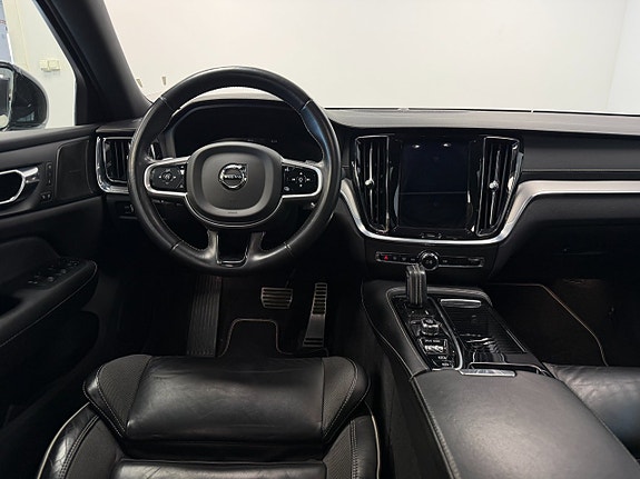 Volvo S60 11 of 22