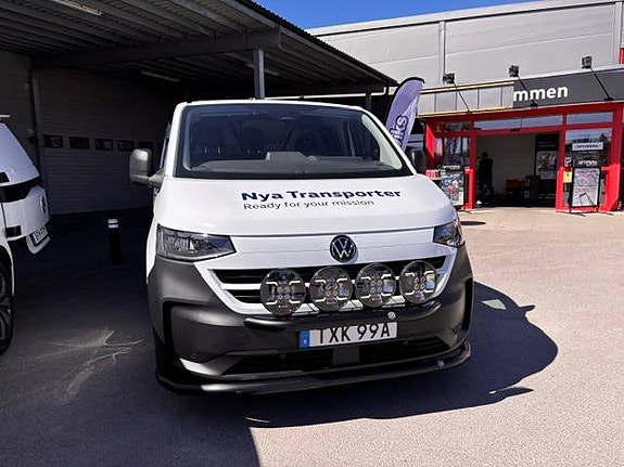 Volkswagen Transporter 2 of 5