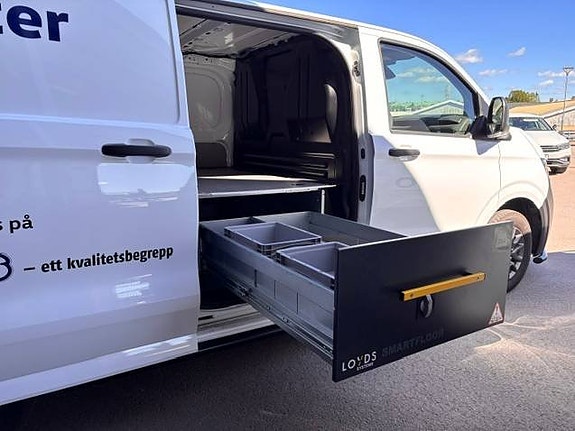 Volkswagen Transporter 4 of 5