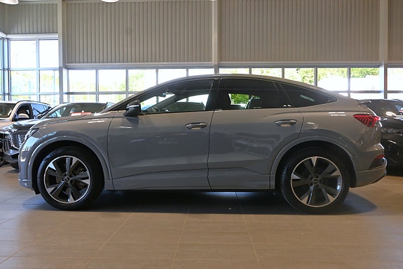 Audi Q4 Sportback e-tron 2 of 5