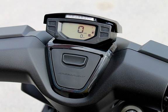 Peugeot SPEEDFIGHT 45 MOPED | MAD BLACK | RÄNTEFRITT | KAMPANJ 7 of 13
