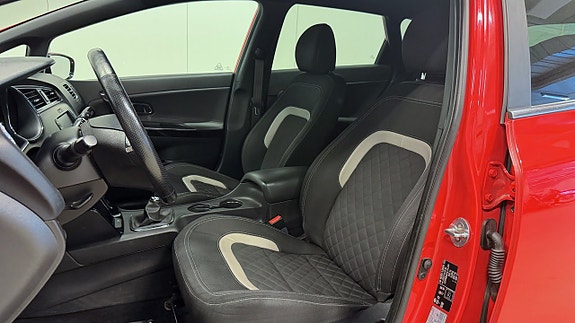 Kia Ceed 7 of 7