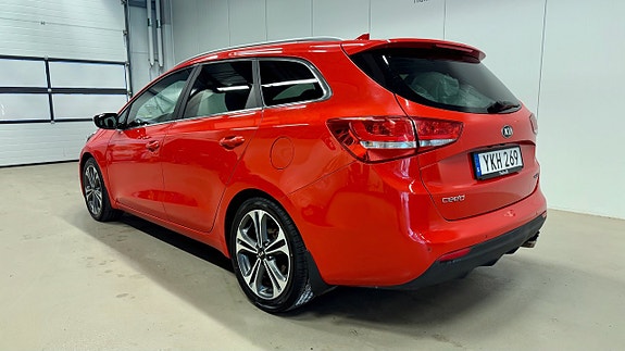 Kia Ceed 4 of 5
