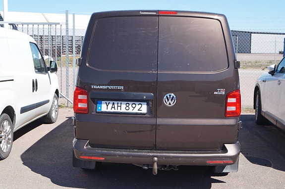 Volkswagen Transporter 4 of 5