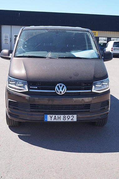 Volkswagen Transporter 3 of 5