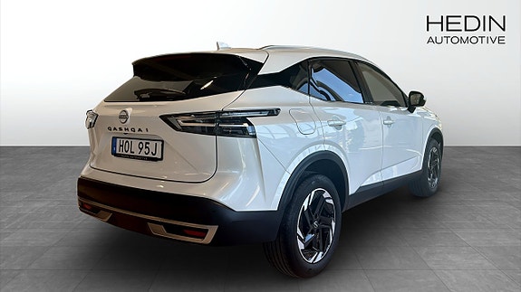 Nissan Qashqai 2 of 5