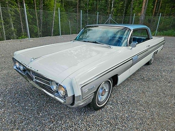 Oldsmobile Starfire