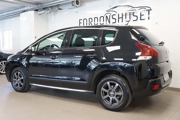Peugeot 3008 2 of 5