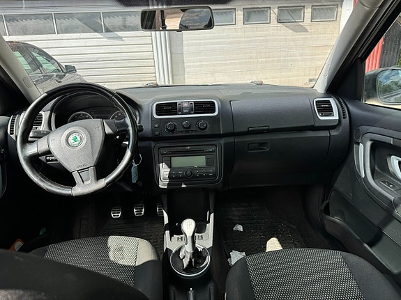 Skoda Roomster Scout 6 of 6