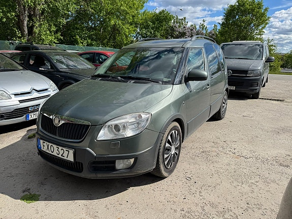 Skoda Roomster Scout 2 of 5