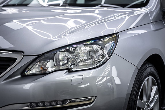 Peugeot 308 3 of 5