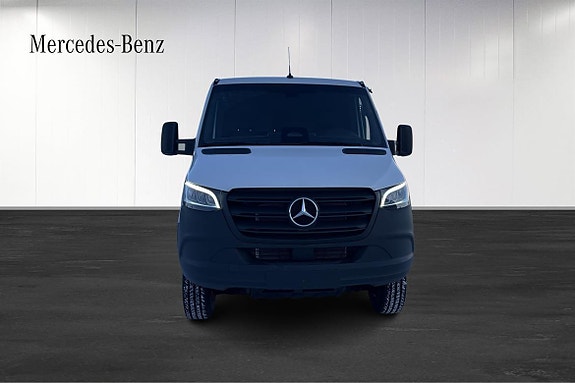 Mercedes-Benz Sprinter 208 2 of 16