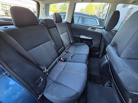 Subaru Forester 11 of 14