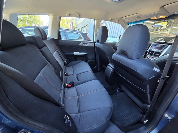 Subaru Forester 10 of 14