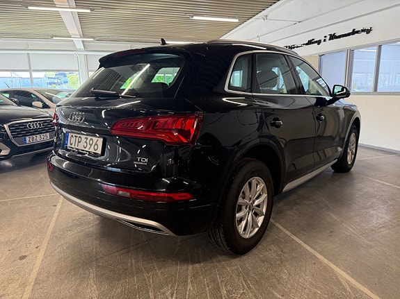 Audi Q5 3 of 5