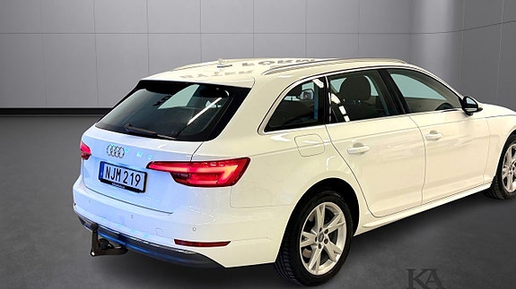Audi A4 5 of 26