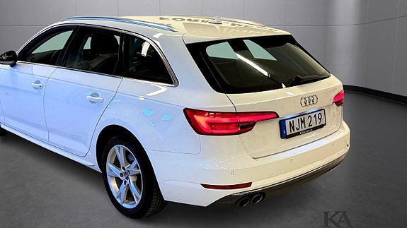 Audi A4 8 of 26