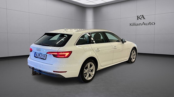 Audi A4 4 of 26