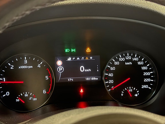 Kia Sportage 14 of 18