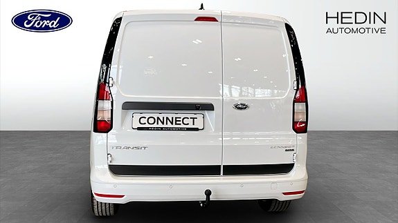 Ford Transit Connect 7 of 12