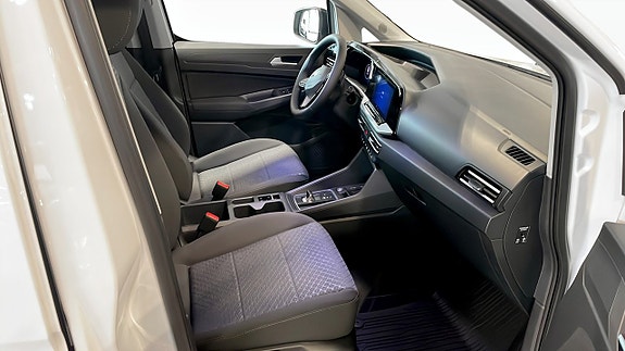 Ford Transit Connect 3 of 12
