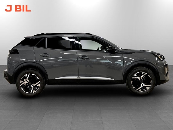 Peugeot 2008 17 of 19