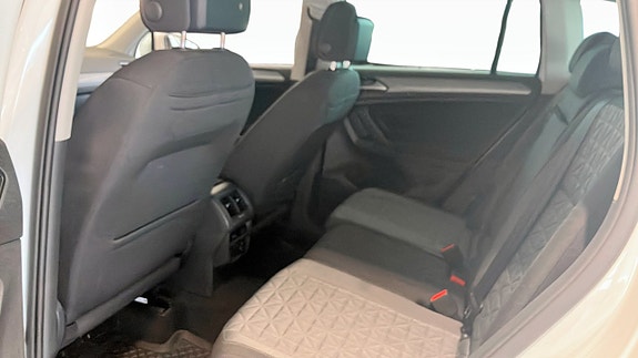 Volkswagen Tiguan 11 of 14