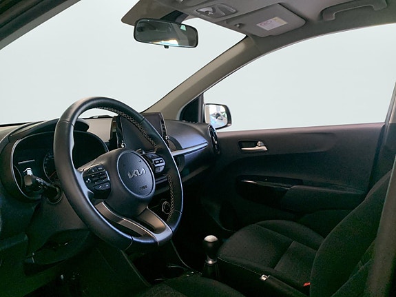Kia Picanto 8 of 17