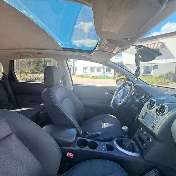 Nissan Qashqai+2 9 of 13