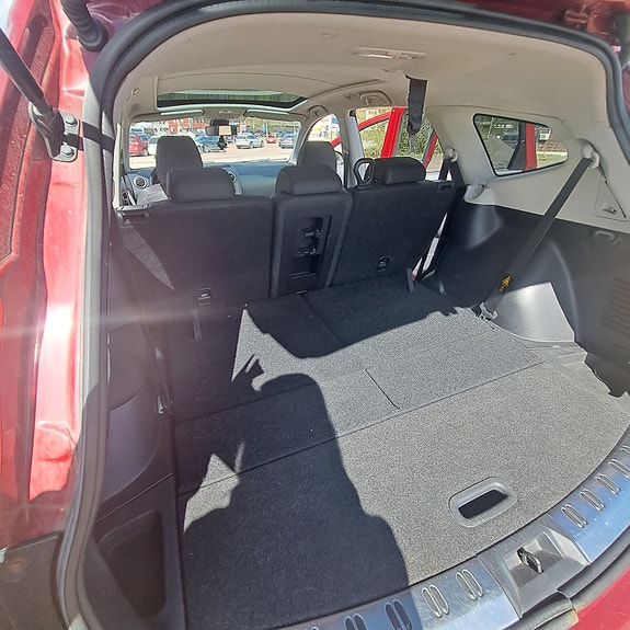 Nissan Qashqai+2 4 of 5
