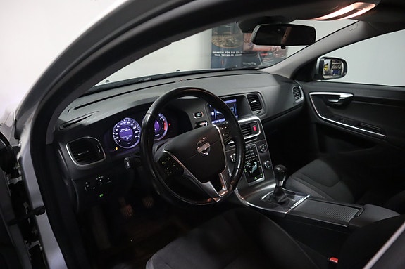 Volvo S60 8 of 23