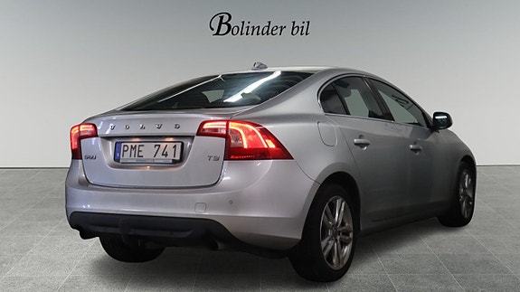 Volvo S60 6 of 23
