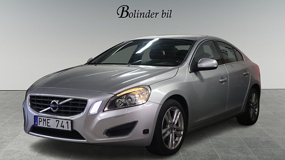 Volvo S60 3 of 23
