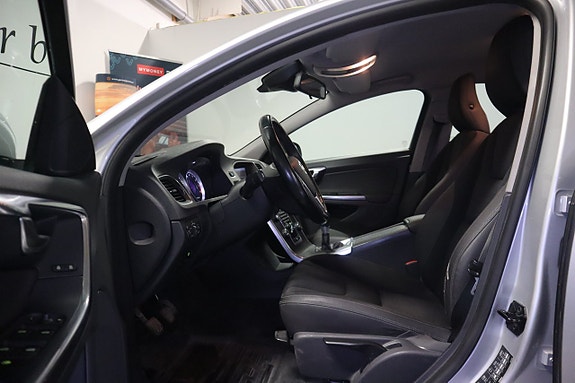 Volvo S60 7 of 23