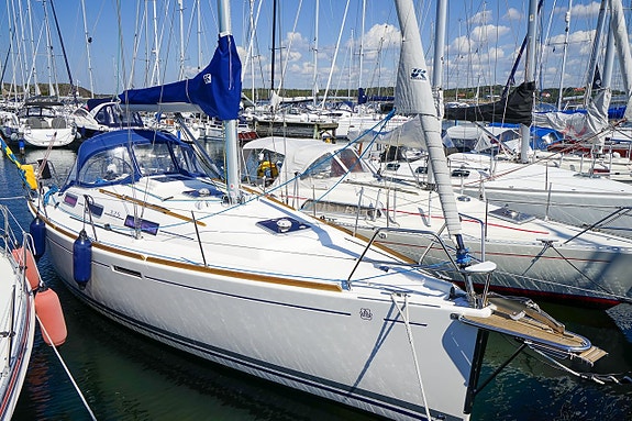 Dufour 325 Grand Large