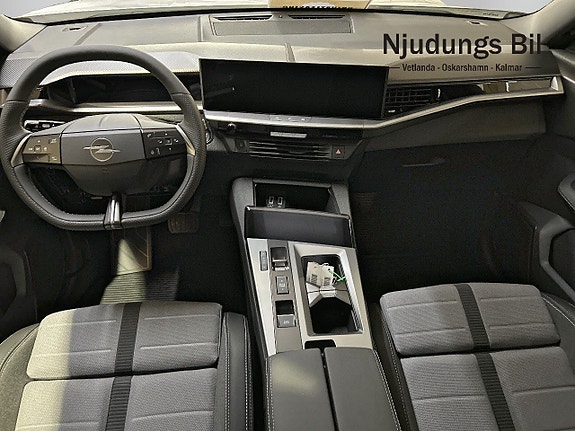 Opel Grandland 8 of 9