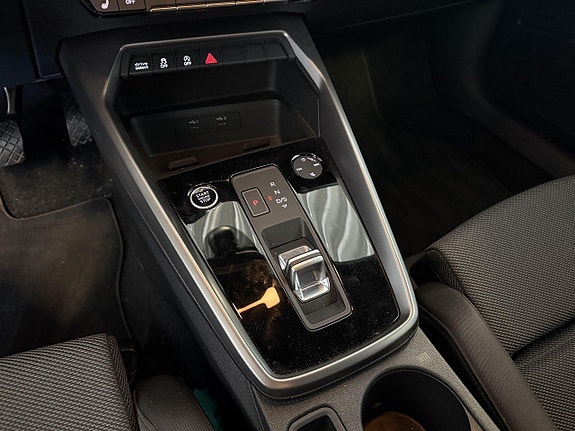 Audi A3 8 of 18