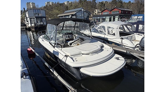 Monterey 214 FSC 2008 Volvo Penta 4,3 GXI 2008
