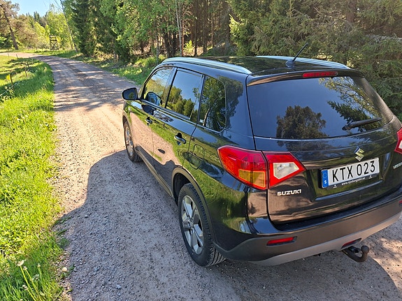 Suzuki Vitara 3 of 5