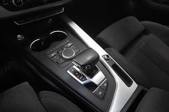 Audi A4 allroad 10 of 12
