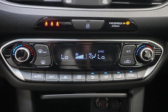 Hyundai i30 13 of 18