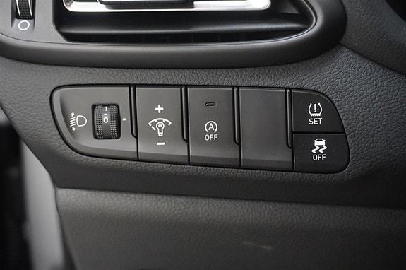 Hyundai i30 18 of 18
