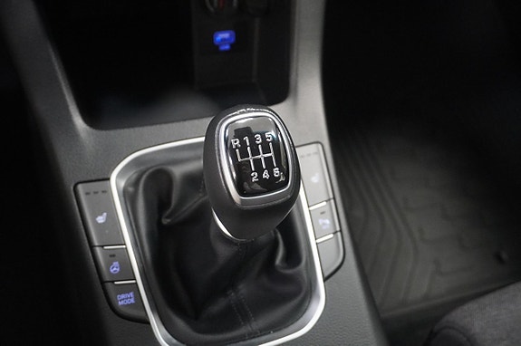 Hyundai i30 14 of 18