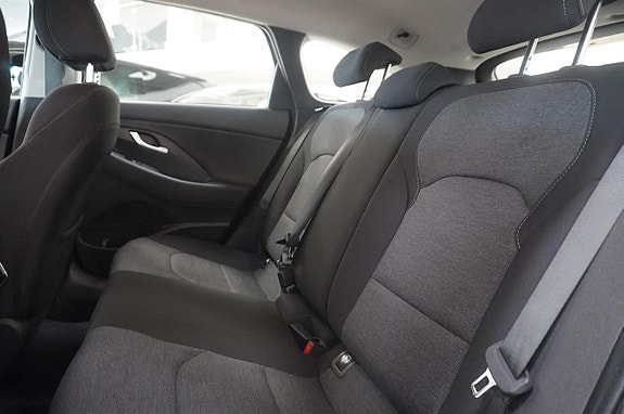 Hyundai i30 6 of 18