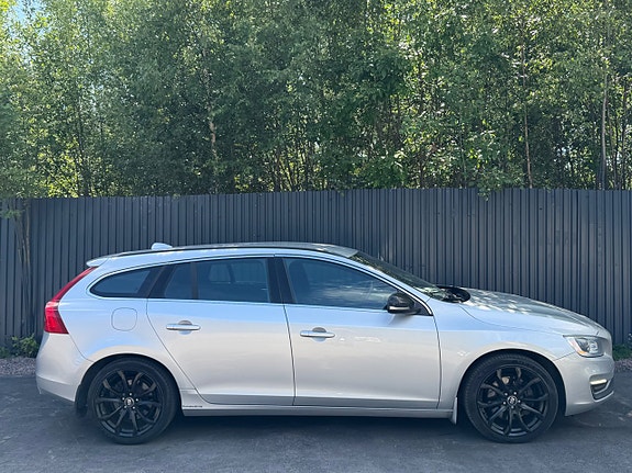 Volvo V60 4 of 7