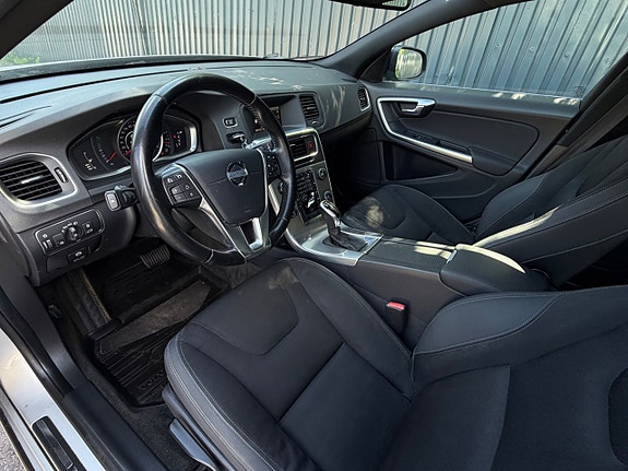 Volvo V60 6 of 7