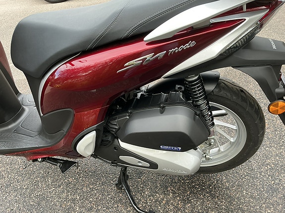Honda ANC125 4 of 5