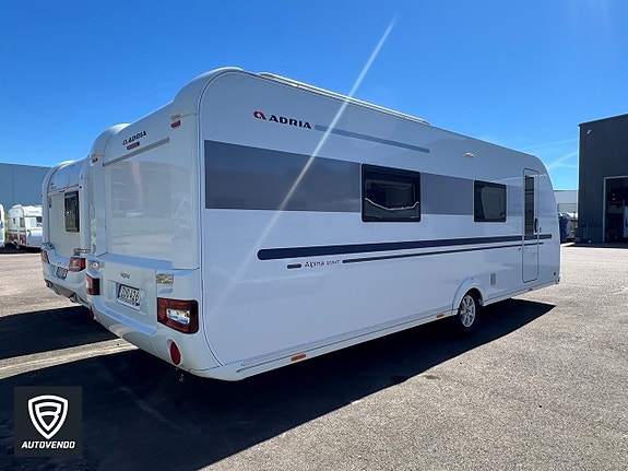 Adria Alpina 663 HT 2 of 18