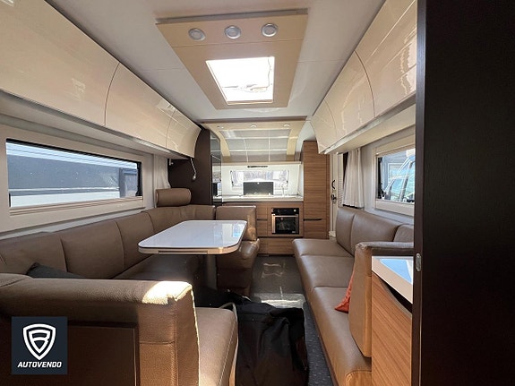 Adria Alpina 663 HT 11 of 18